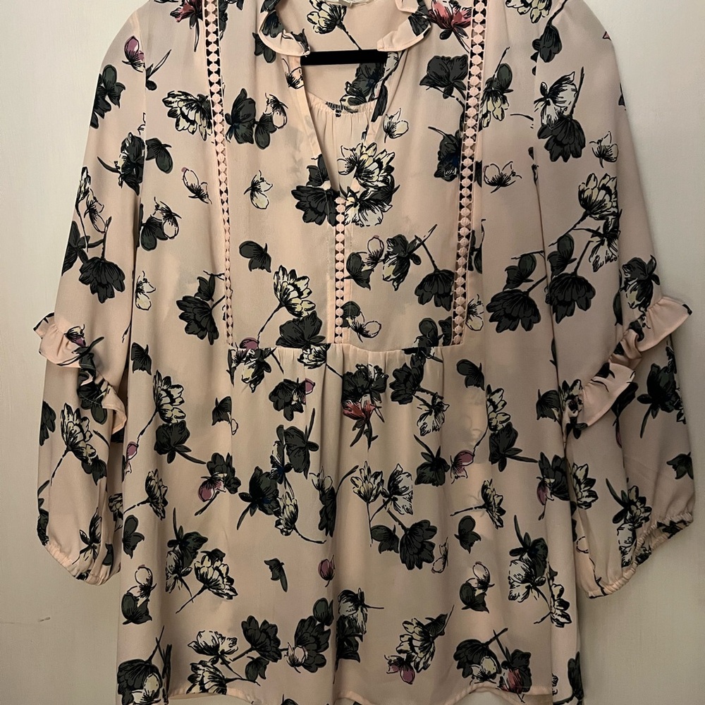 Floral Print Women's Top - Black and Cream